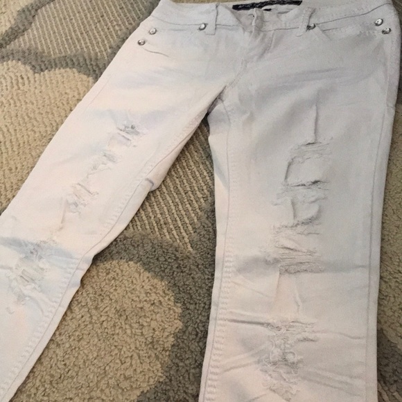 almost famous white jeans